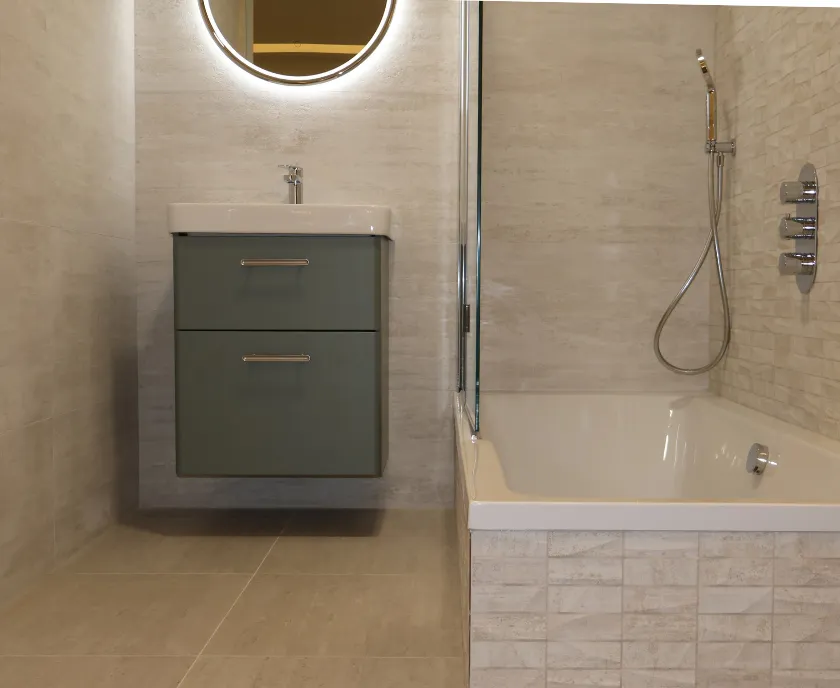 Soft Neutrals & Muted Green